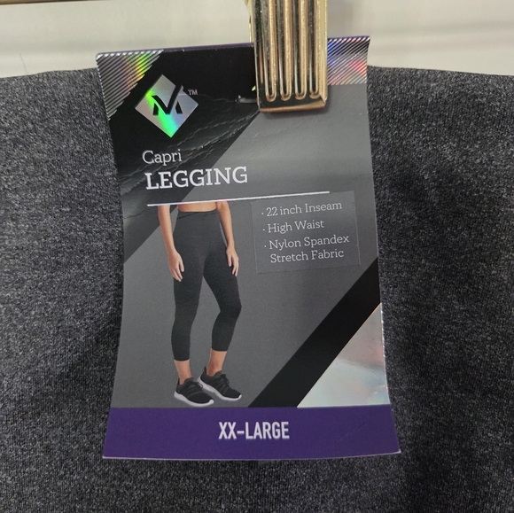 NWT Capri Leggings XXL - Picture 8 of 8